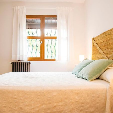 B&B Masia Aitona Vall d'Alba Bagian luar foto