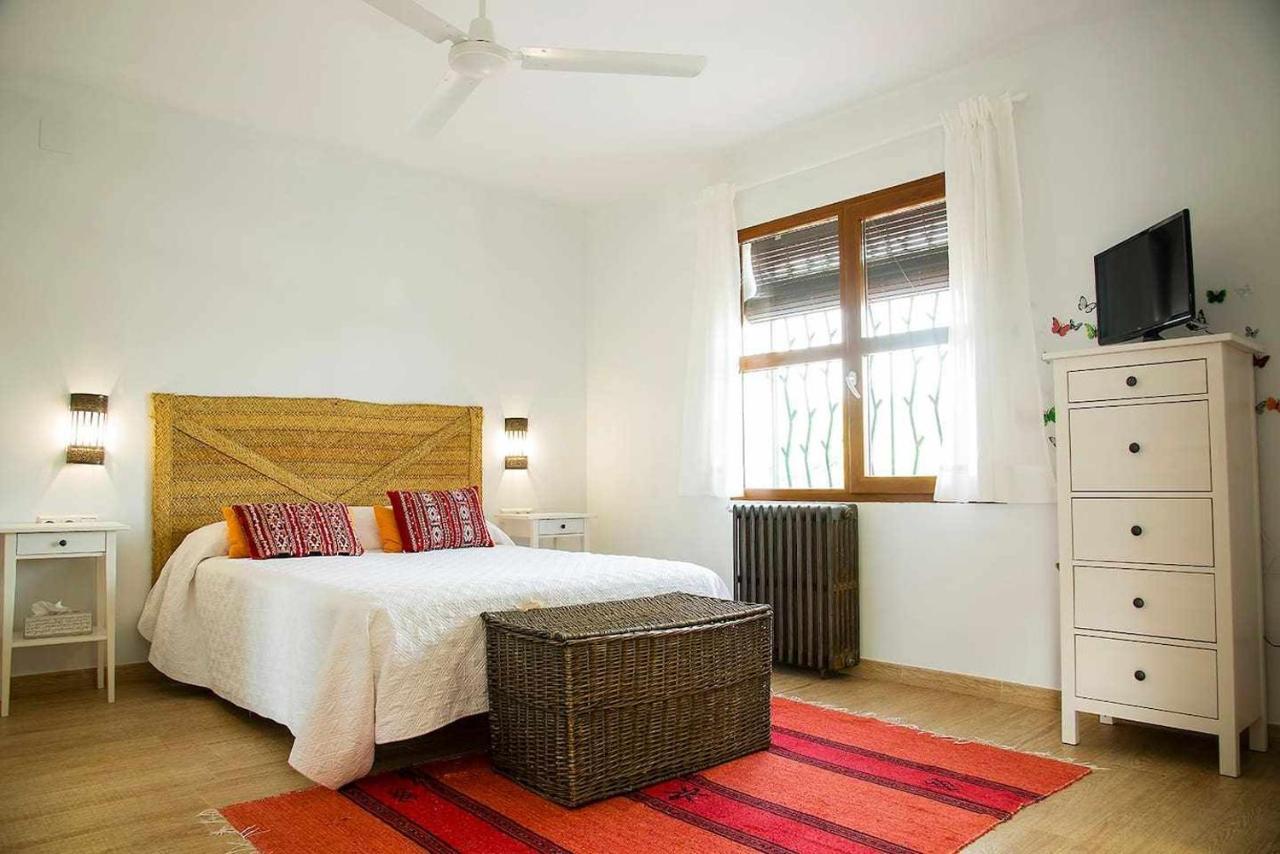 B&B Masia Aitona Vall d'Alba Bagian luar foto